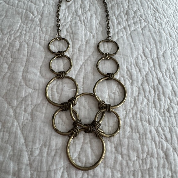 Premier Design gold necklace - Picture 2 of 4